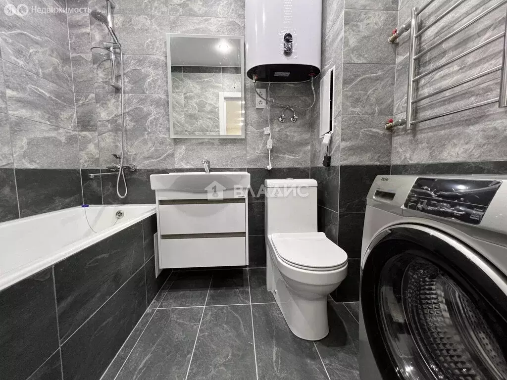 2-комнатная квартира: Благовещенск, Литейная улица, 95 (54.6 м) - Фото 1