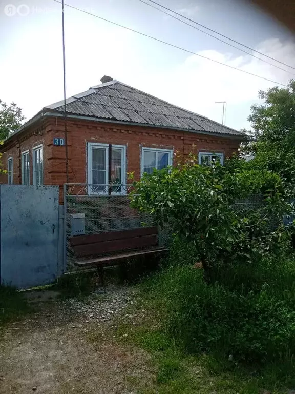 Дом в станица Родниковская, улица Карла Маркса, 30 (100 м) - Фото 1