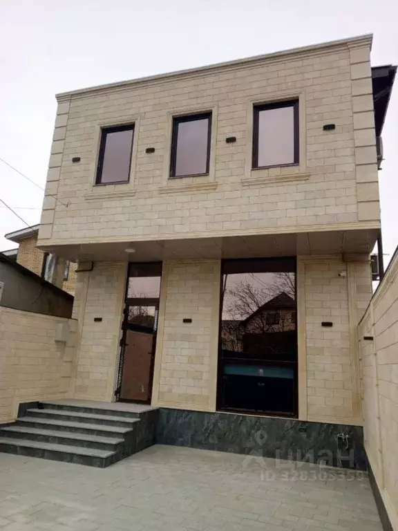 Дом в Ставропольский край, Пятигорск ул. Коста Хетагурова, 16 (180 м) - Фото 1