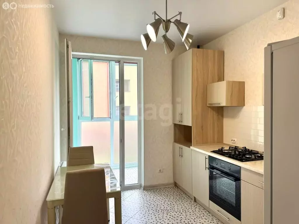 1-комнатная квартира: Калининград, улица Генерала Толстикова, 2Б (35 ... - Фото 1