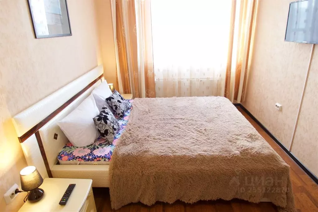 2-к кв. Красноярский край, Красноярск ул. Авиаторов, 38 (54.0 м) - Фото 1
