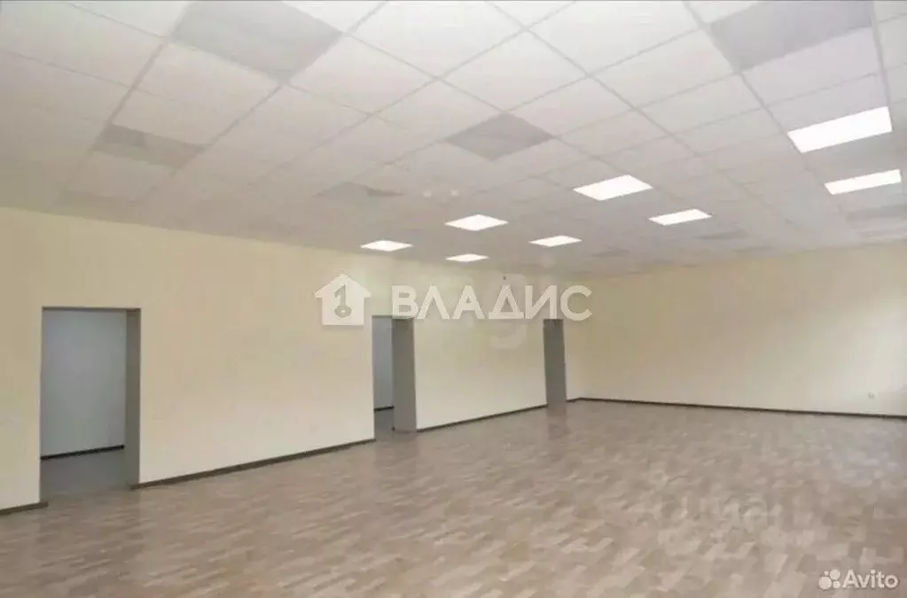 Помещение свободного назначения в Татарстан, Нижнекамск ул. ... - Фото 2