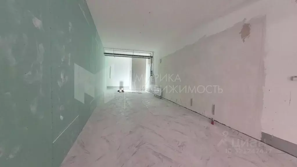 Помещение свободного назначения в Тюменская область, Тюмень Заречный ... - Фото 0