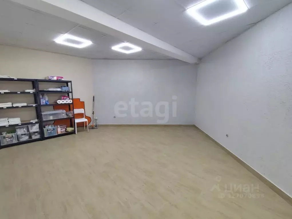 Помещение свободного назначения в Камчатский край, Елизово ул. ... - Фото 2