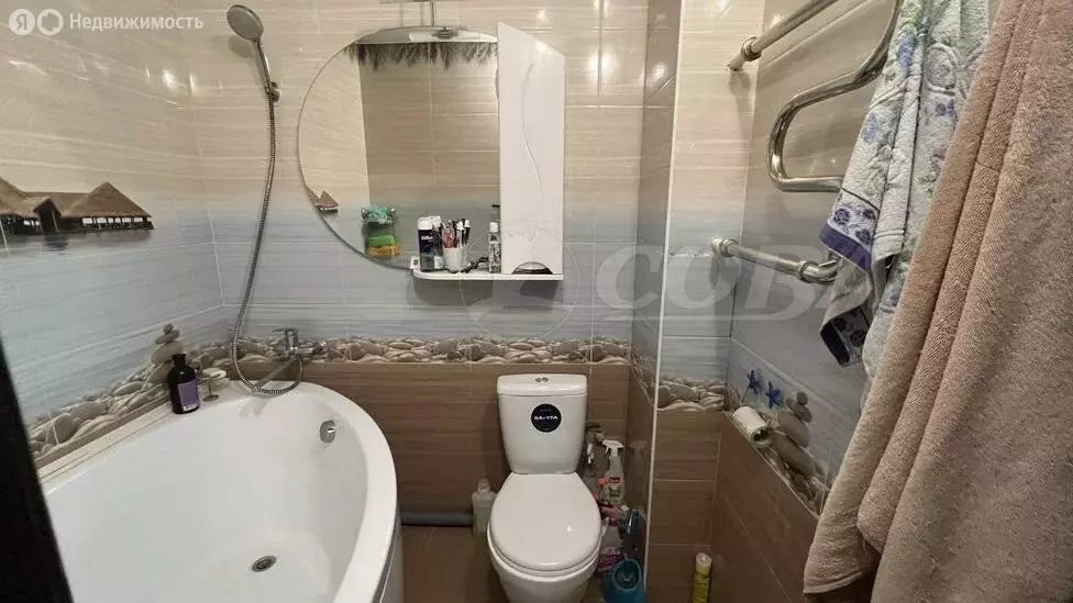 1-комнатная квартира: Тюмень, улица Мельникайте, 52 (33 м) - Фото 0