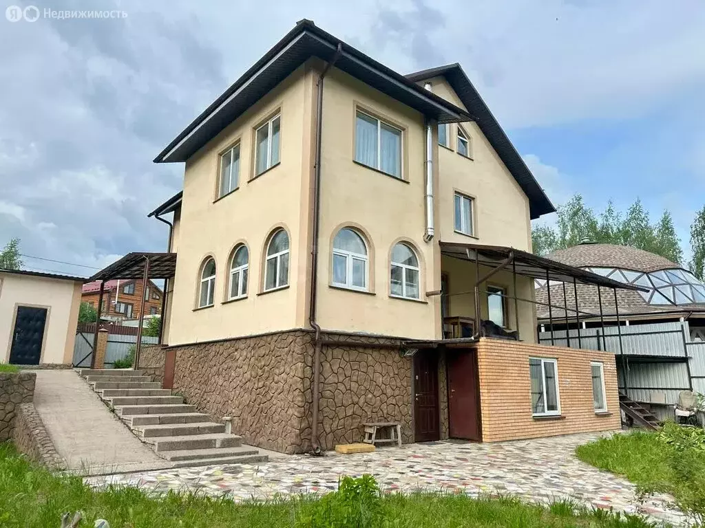 Дом в Дмитров, микрорайон Молодёжный (350 м) - Фото 1