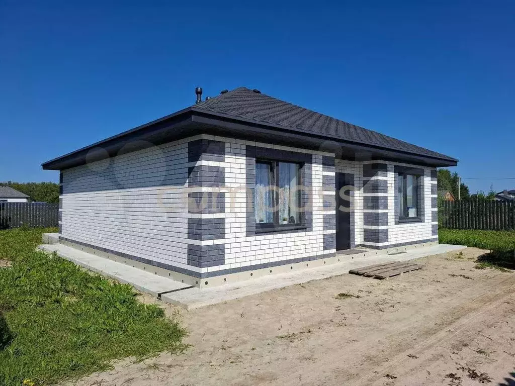 Дом 80 м на участке 8,5 сот. - Фото 1