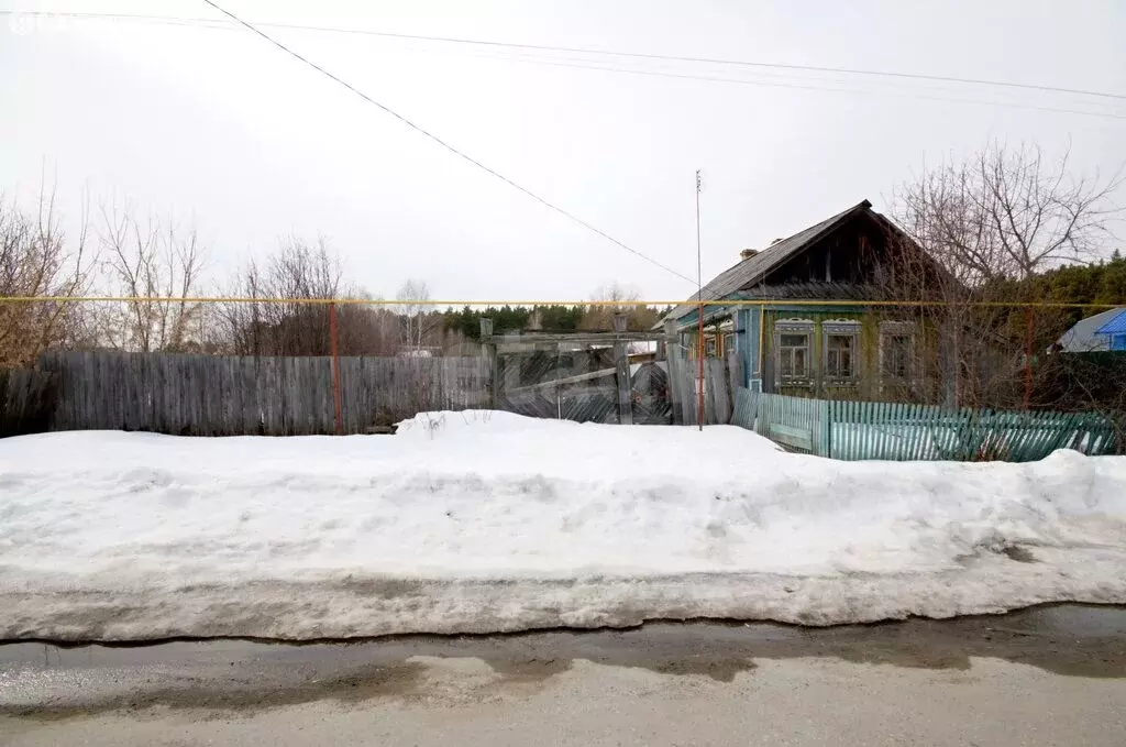 Дом в село Падун, Заводская улица (35 м) - Фото 2