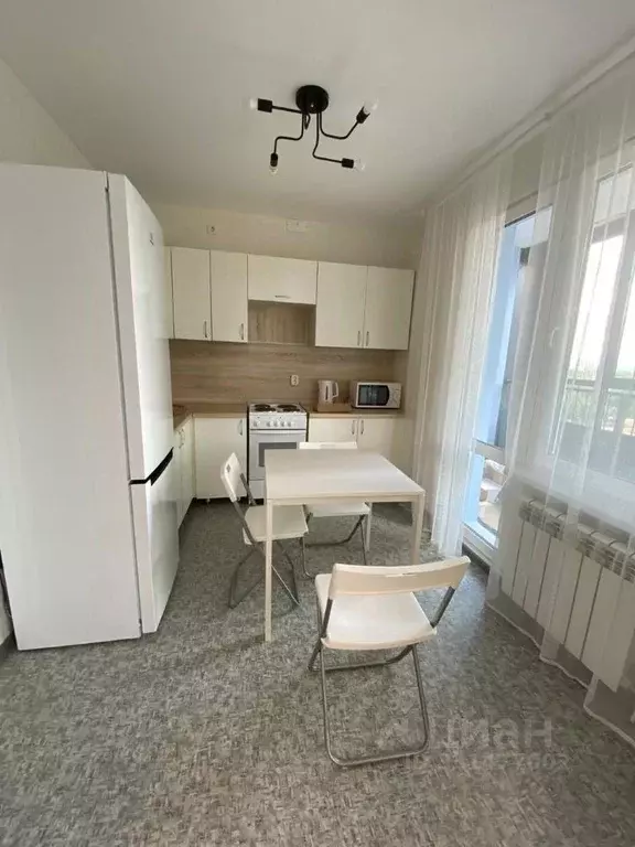 1-к кв. Татарстан, Казань просп. Ильгама Шакирова, 9 (33.0 м) - Фото 0