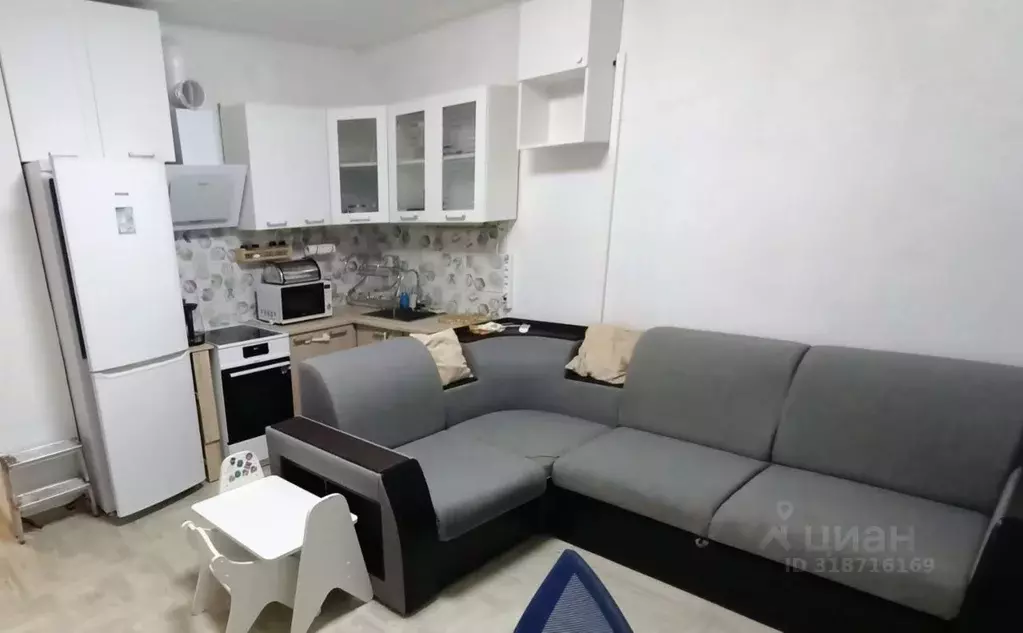 1-к кв. Тюменская область, Тюмень Кремлевская ул., 112к1 (38.0 м) - Фото 0