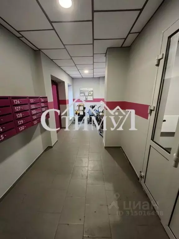 3-к кв. Хакасия, Абакан ул. Авиаторов, 2 (65.0 м) - Фото 2