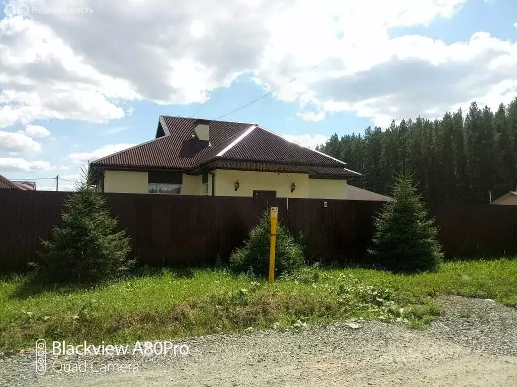 Дом в Белоярский городской округ, посёлок Рассоха, коттеджный посёлок ... - Фото 1