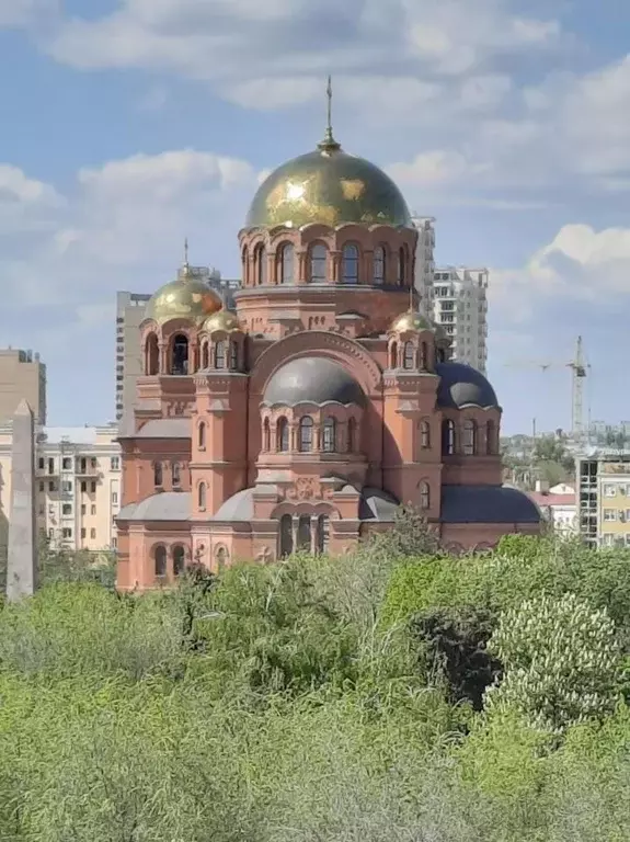 2-к кв. Волгоградская область, Волгоград ул. Аллея Героев, 4 (60.0 м) - Фото 0