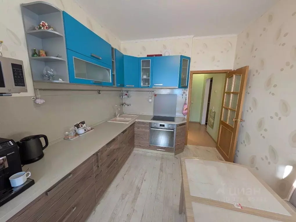 2-к кв. Магаданская область, Магадан пл. Космонавтов, 5 (56.5 м) - Фото 1