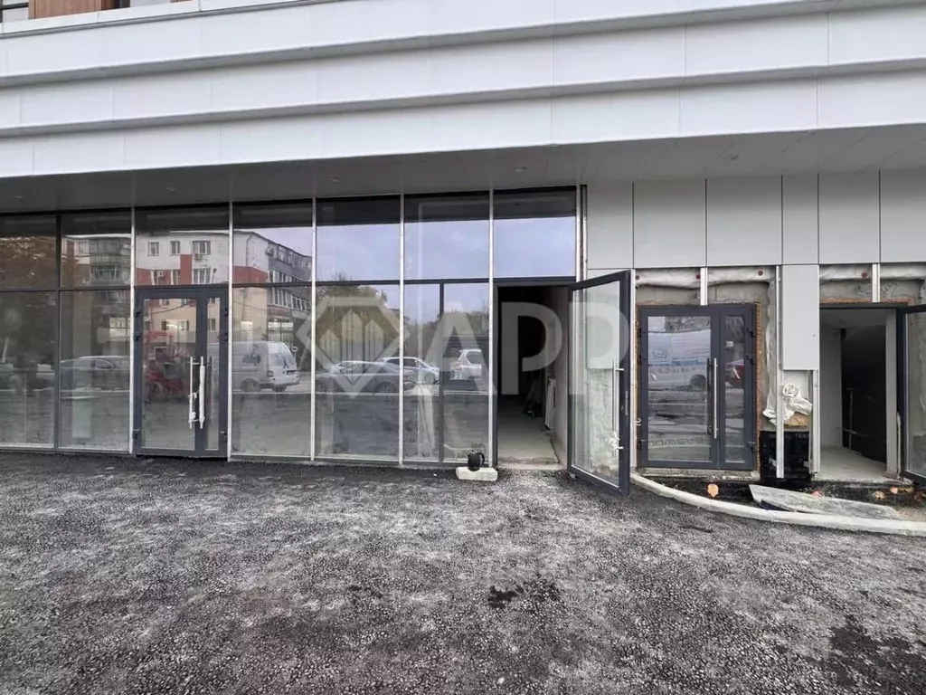 Торговая площадь в Краснодарский край, Геленджик ул. Леселидзе, 23 (60 ... - Фото 1