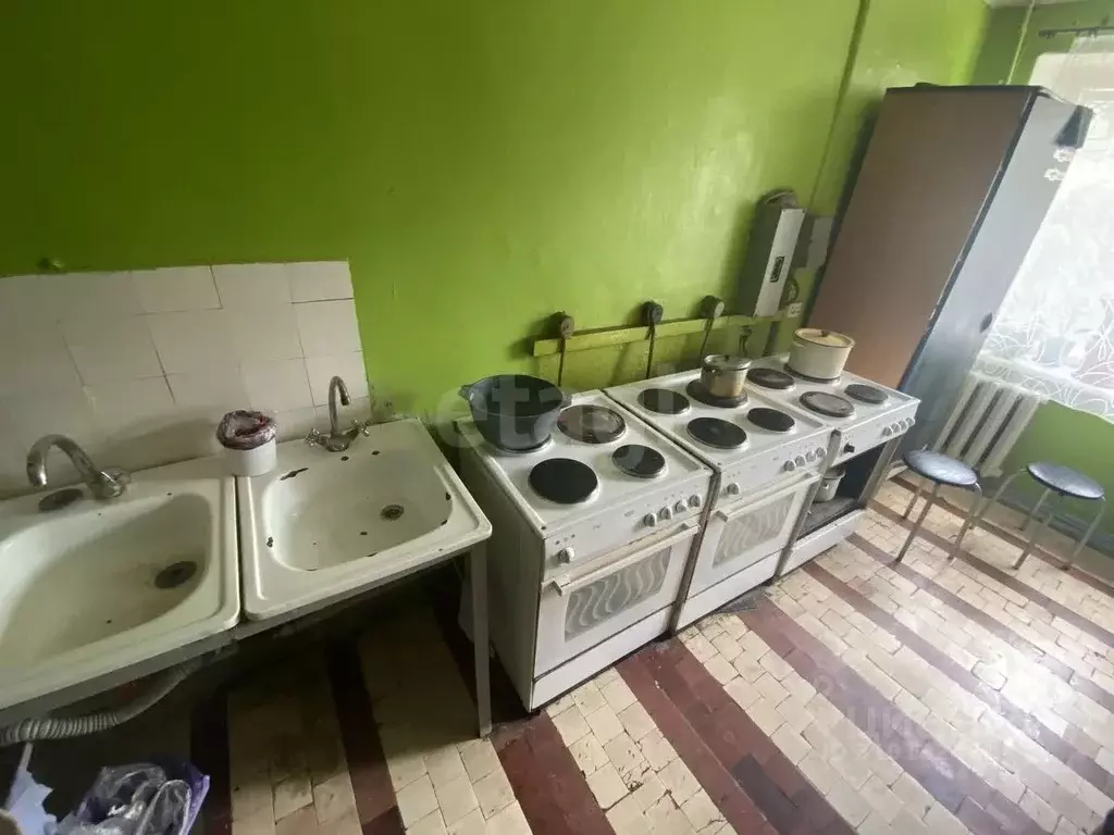 Комната Смоленская область, Смоленск ул. Академика Петрова, 4 (12.0 м) - Фото 1