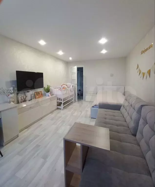 1-к. квартира, 39 м, 4/5 эт. - Фото 0