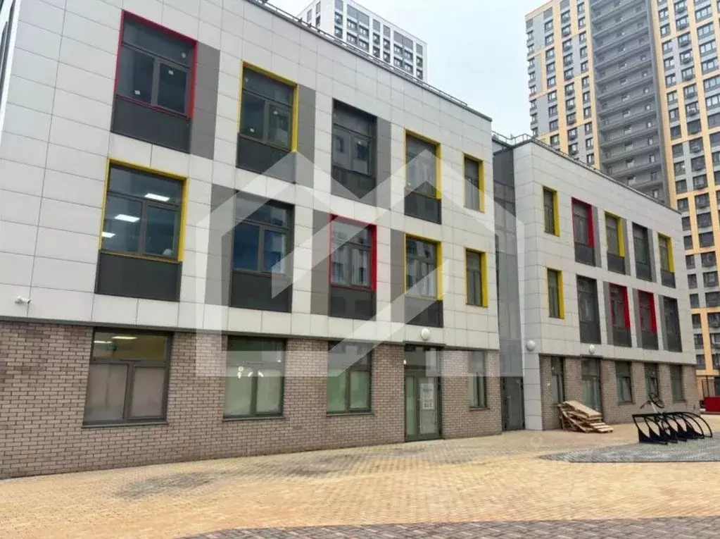 Помещение свободного назначения в Москва Тагильская ул., 4 (2129 м) - Фото 1