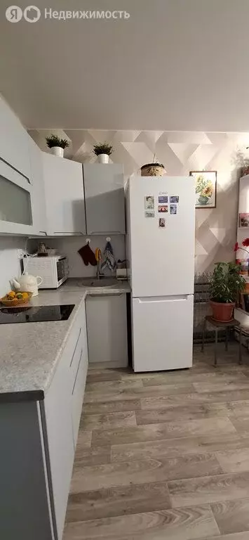 Квартира-студия: Янино-1, Заводская улица, 18к2 (25 м) - Фото 1