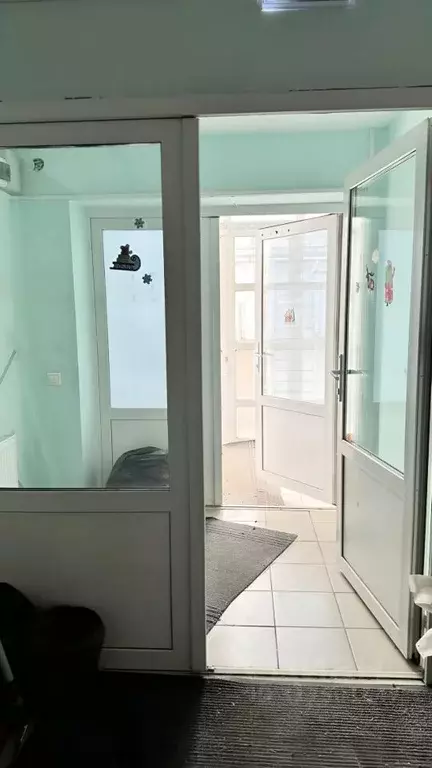 Помещение свободного назначения в Удмуртия, Ижевск Майская ул., 57В ... - Фото 1