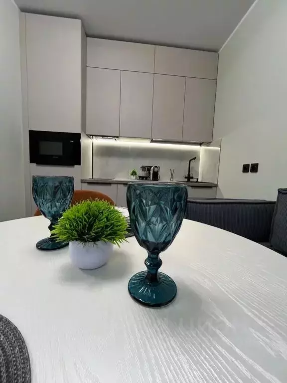 1-к кв. Свердловская область, Екатеринбург ул. Краснолесья, 100 (27.0 ... - Фото 1