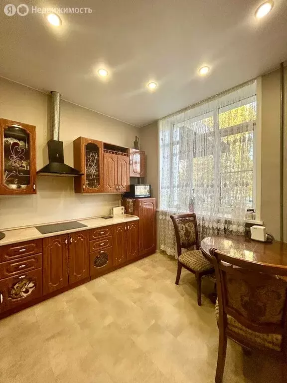 2-комнатная квартира: Киров, Нововятский район, Советская улица, 81 ... - Фото 1