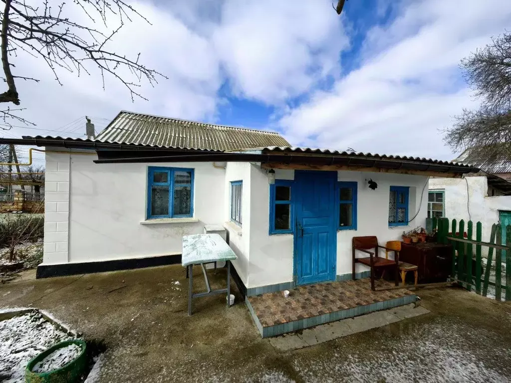 Дом в Крым, Сакский район, с. Молочное ул. Гагарина, 41 (75 м) - Фото 2