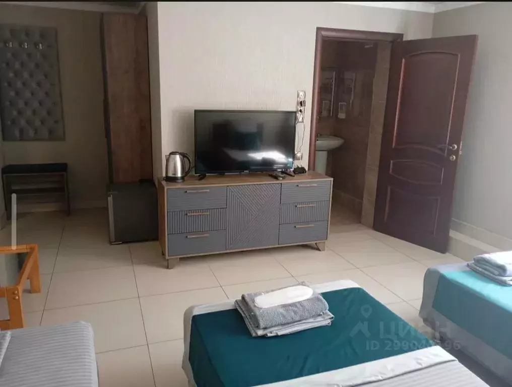 Комната Северная Осетия, Владикавказ ул. Хадарцева, 5 - Фото 1