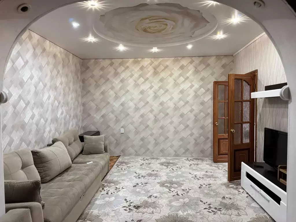 2-к кв. Астраханская область, Астрахань ул. Бориса Алексеева, 65 (65.0 ... - Фото 2