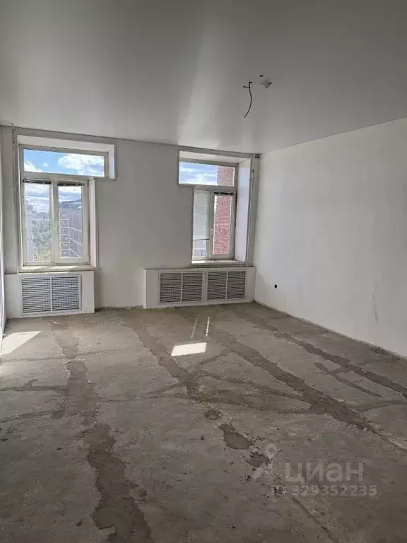 3-к кв. Башкортостан, Уфа ул. Ленина, 83 (70.7 м) - Фото 0