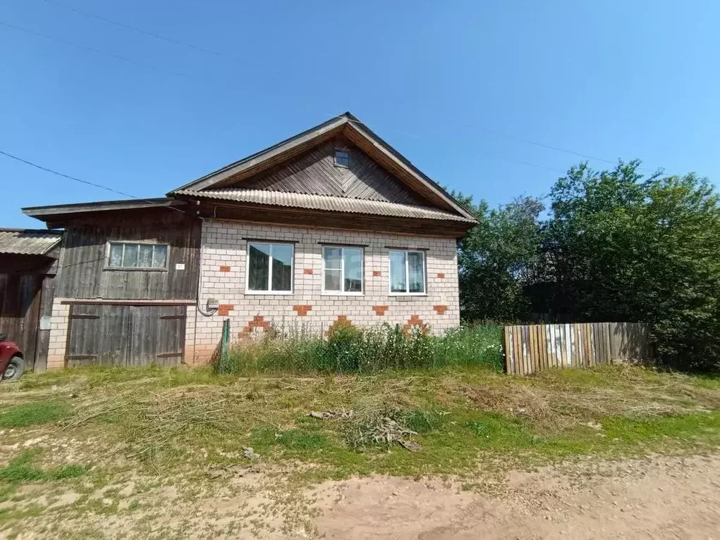 Дом в Удмуртия, Можгинский район, д. Каменный Ключ Изошурская ул., 17 ... - Фото 1