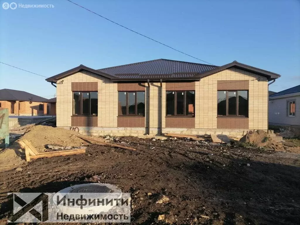 Дом в Михайловск, улица Владимира Корнилова, 40 (100 м) - Фото 0