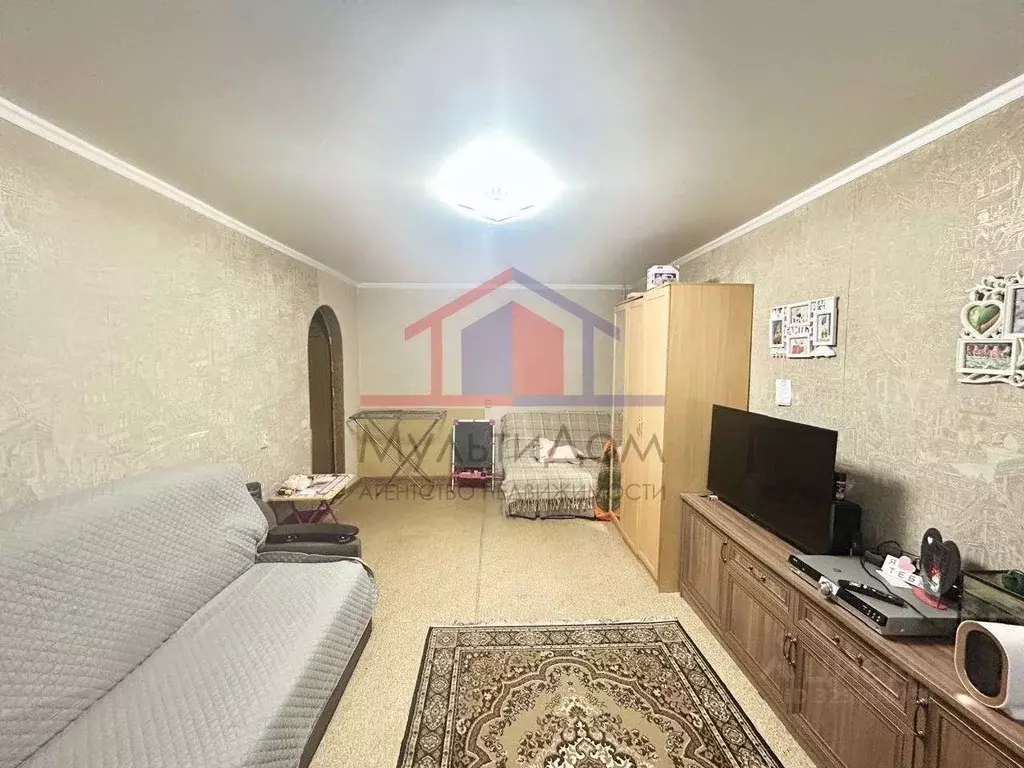 3-к кв. Белгородская область, Старый Оскол Дубрава мкр, 1 кв-л, 8 ... - Фото 1