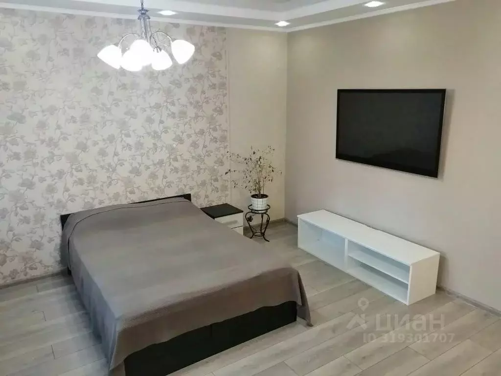 1-к кв. Омская область, Омск ул. Красный Путь, 105к1 (40.0 м) - Фото 0