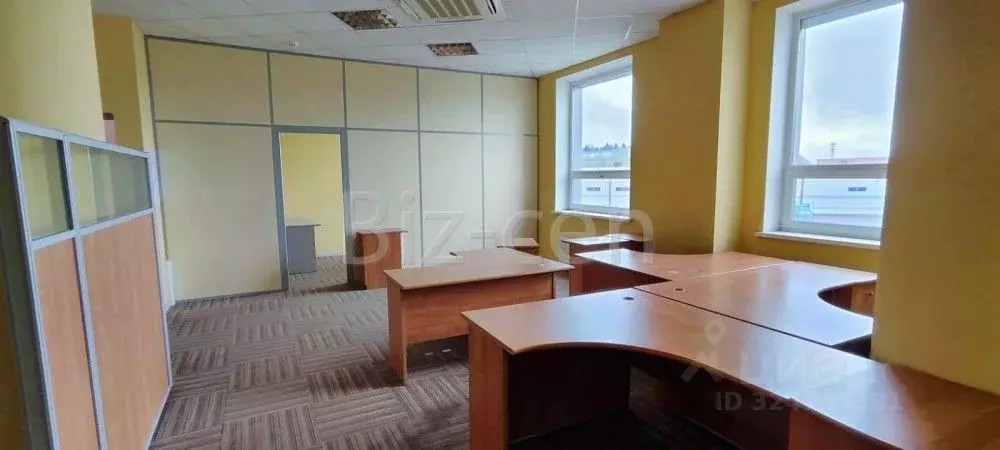 Офис в Московская область, Химки городской округ, д. Дубровки ул. ... - Фото 1