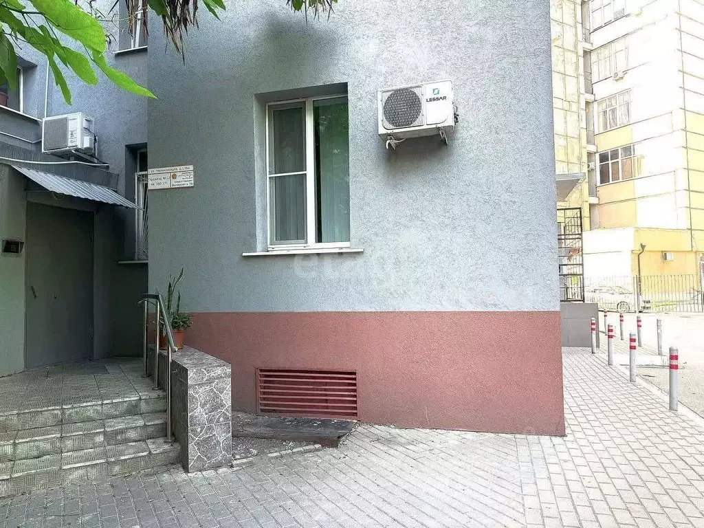 3-к кв. Воронежская область, Воронеж ул. Челюскинцев, 136А (59.4 м) - Фото 1