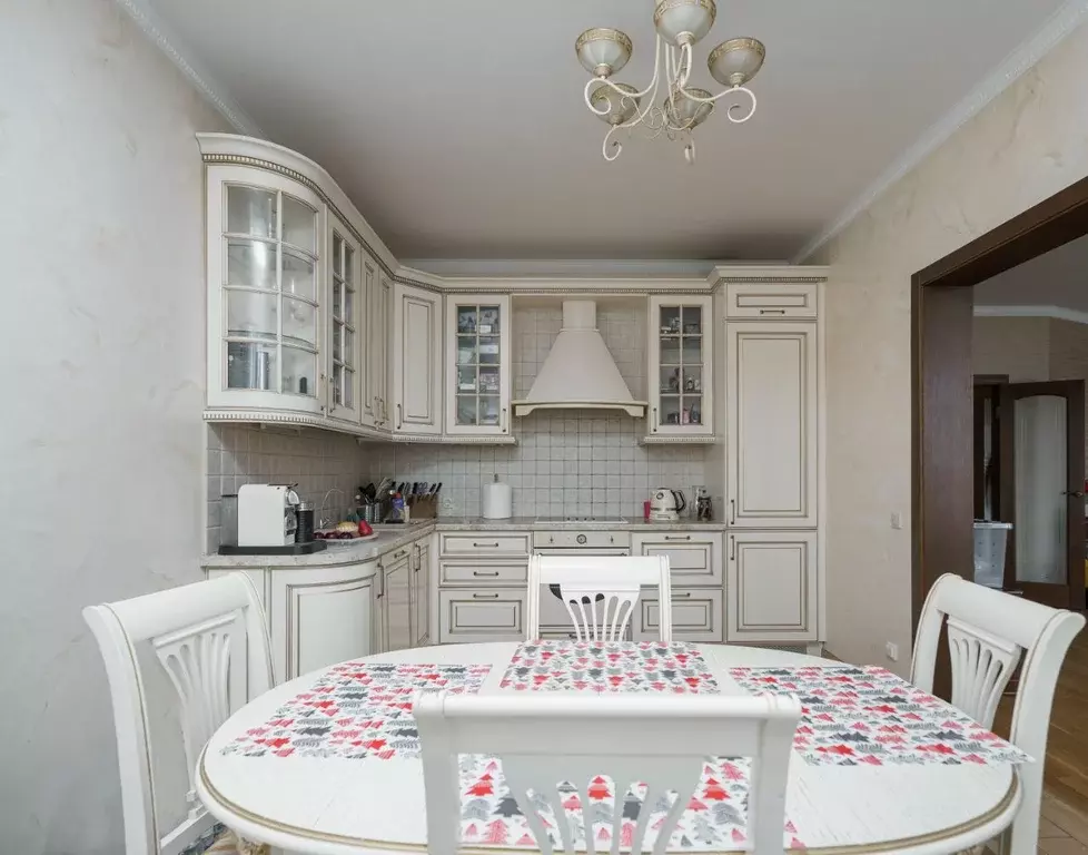 2-к кв. Санкт-Петербург ул. Композиторов, 18 (80.2 м) - Фото 0