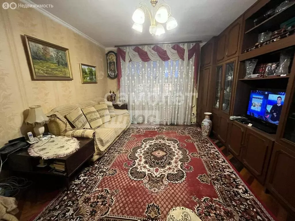 3-комнатная квартира: Курск, улица Щепкина, 11 (64 м) - Фото 1