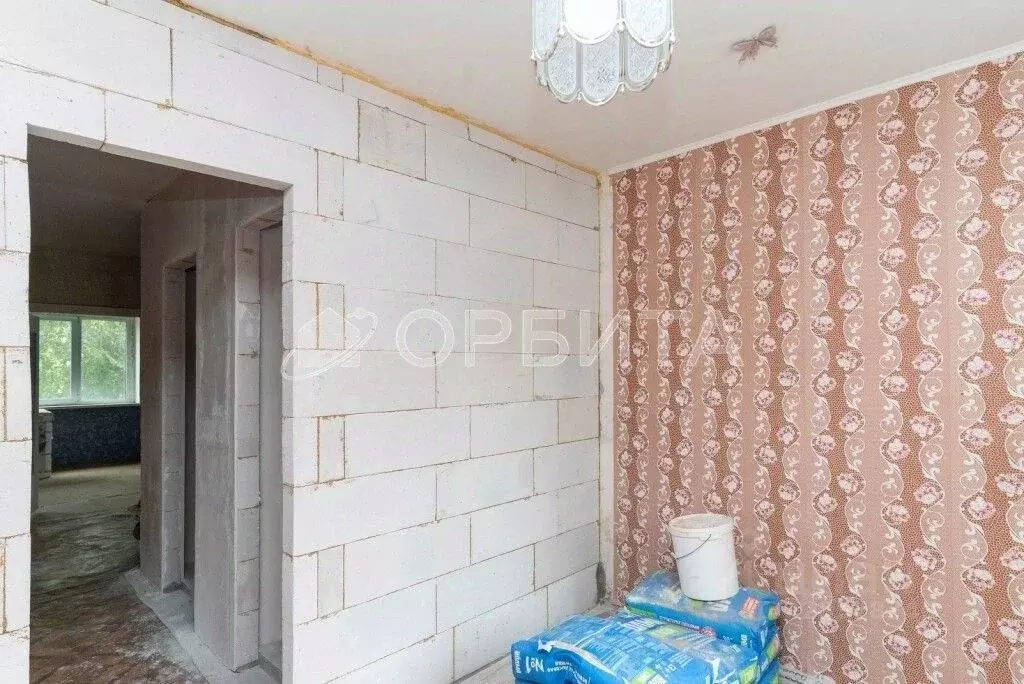 5-к кв. Тюменская область, Тюмень ул. Пермякова, 41 (87.0 м) - Фото 2