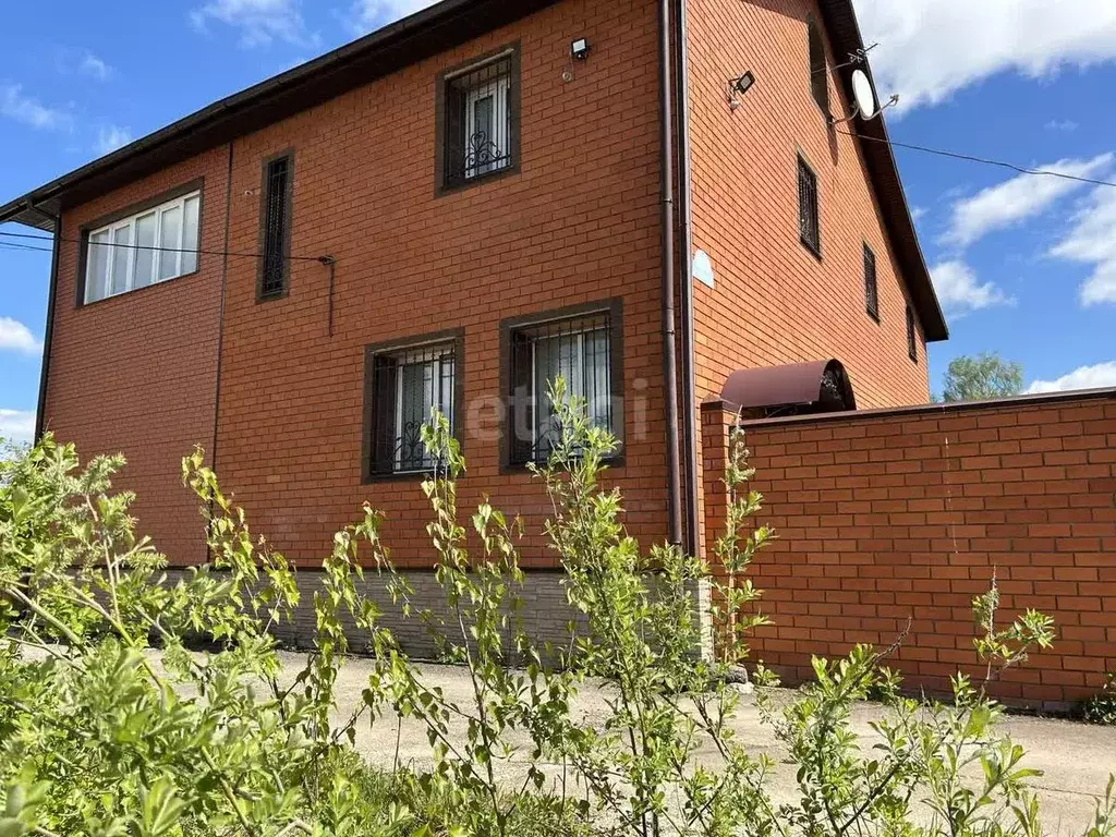 Таунхаус в Калужская область, Калуга Тарутинская ул., 233 (111 м) - Фото 1