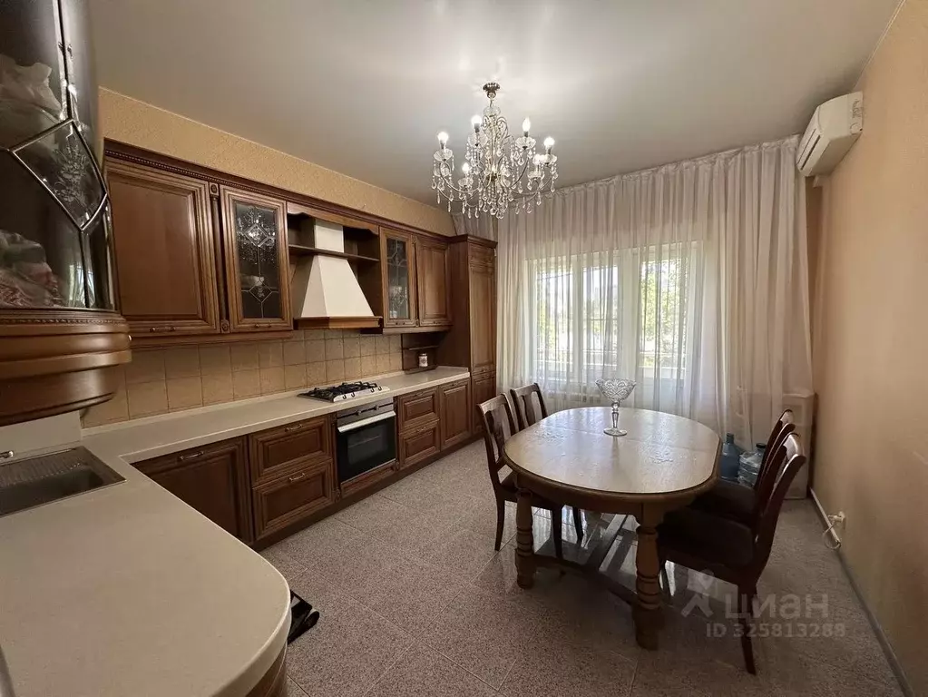 Дом в Ставропольский край, Ставрополь ул. Мира, 68 (263 м) - Фото 1