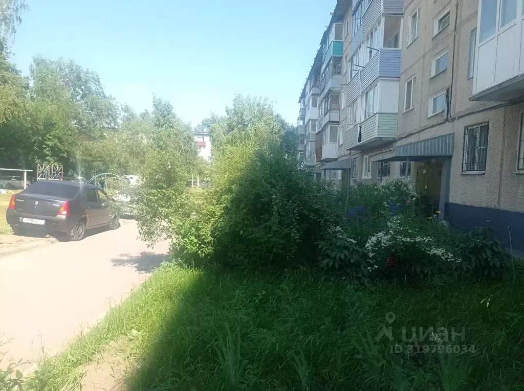 2-к кв. Алтайский край, Барнаул ул. Гущина, 215 (43.7 м) - Фото 1