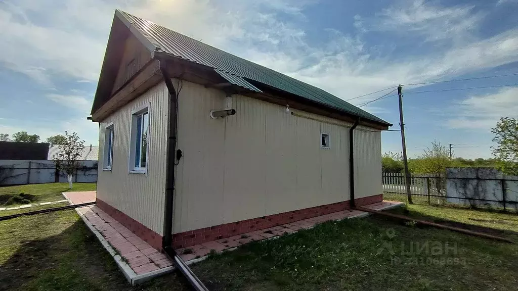 Дом в Пензенская область, Шемышейский район, с. Наумкино ул. Имени ... - Фото 2