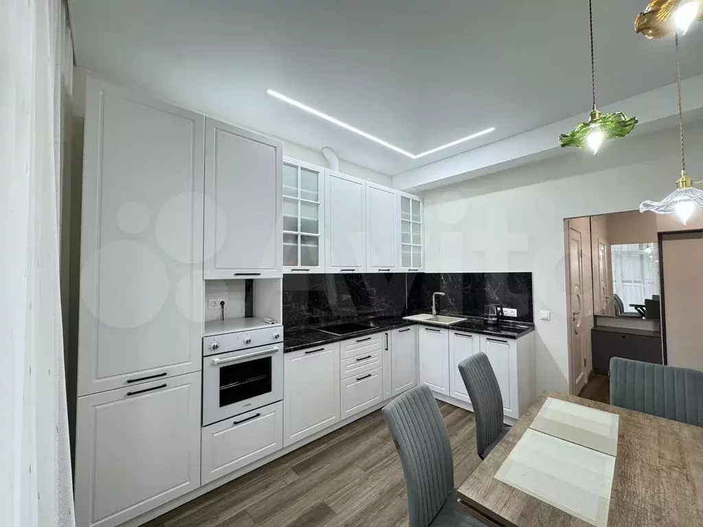 1-к. квартира, 37 м, 9/9 эт. - Фото 0