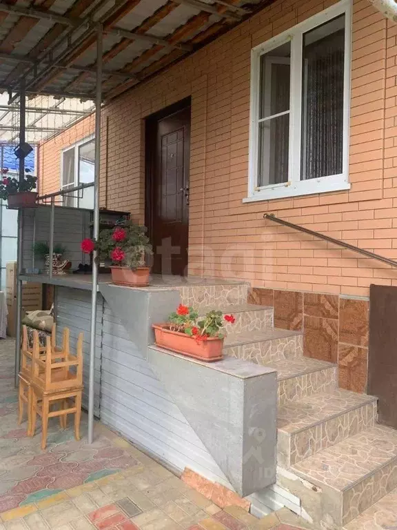 Дом в Адыгея, Майкопский район, пос. Тульский ул. Первомайская (70 м) - Фото 1