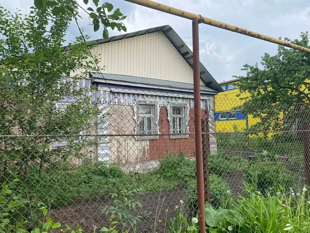 Дом в Чувашия, Канаш ул. Чернышевского, 46 (44 м) - Фото 0