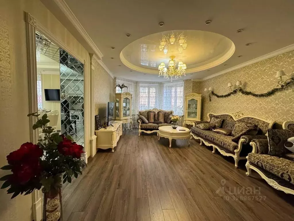 Дом в Чувашия, Чебоксары ул. Кочетова (800 м) - Фото 1