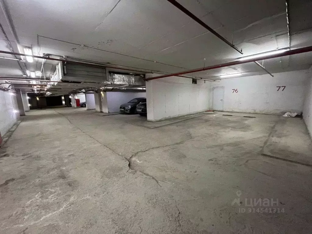 Гараж в Свердловская область, Екатеринбург пер. Красный, 5к1 (21 м) - Фото 0