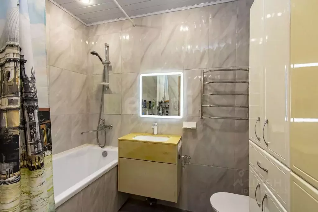 1-к кв. Тюменская область, Тюмень ул. Мельникайте, 36 (48.4 м) - Фото 1