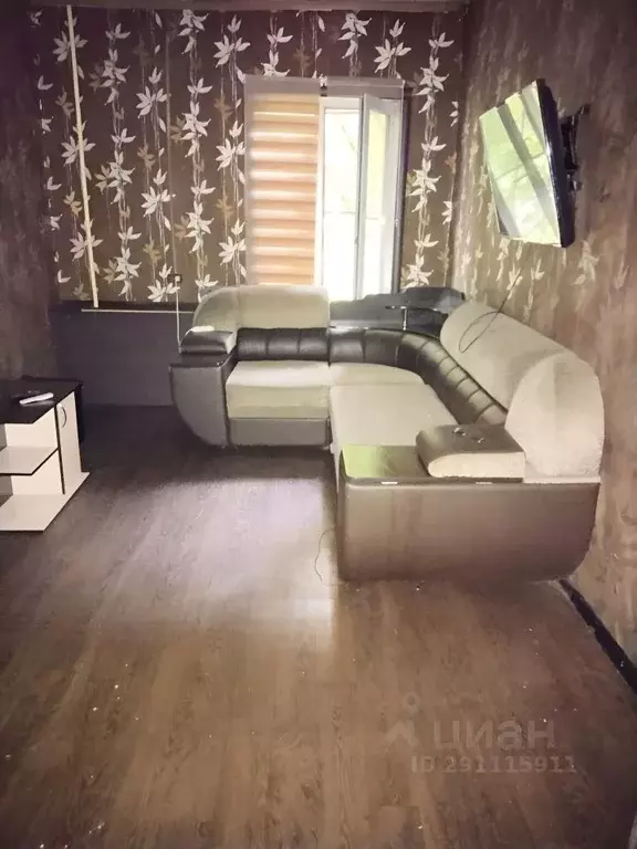 Комната Иркутская область, Иркутск ул. Чайковского, 35 - Фото 1